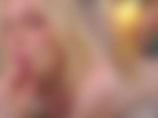 Live cam show with BonnieHenley - Camel Toe on Strip Flash - Live Sex Shows
