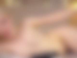BonnieHenley's Live Sex Cam Show