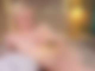 BonnieHenley's Live Sex Cam Show