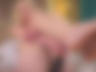 BonnieHenley's Live Sex Cam Show