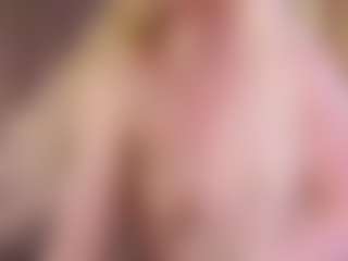 BonnieHenley's Live Sex Cam Show