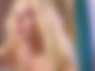 Live cam show with BonnieHenley - Blonde Hair on https://playwithruby.com
