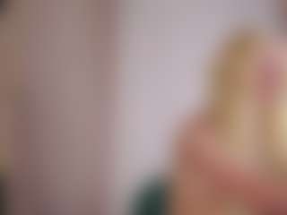 Live cam show with BonnieHenley - Blonde Hair on liverealitysex.com