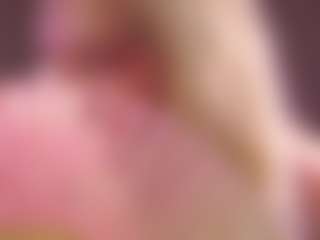 Live cam show with BonnieHenley - Body Massage on Camsoda