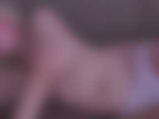 Live cam show with BonnieHenley - Camel Toe on sexylive.show