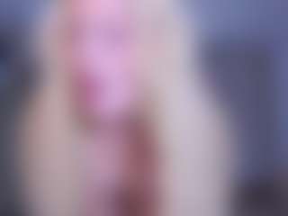 Live cam show with BonnieHenley - Blue Eyes on Mixed Magazine Live