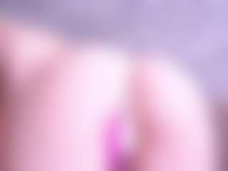 BonnieHenley's Live Sex Cam Show