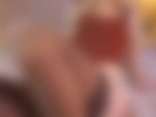 Live cam show with BonnieHenley - Camel Toe on camgirlchat.live