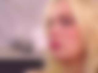 Live cam show with BonnieHenley - Camel Toe on madthumbs