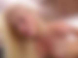BonnieHenley's Live Sex Cam Show