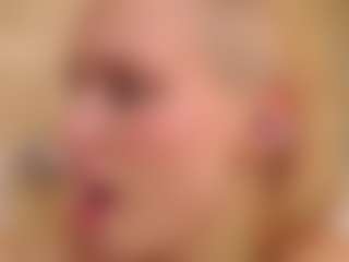 Live cam show with BonnieHenley - Body Massage on Camsoda