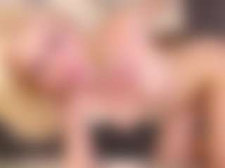 Live cam show with BonnieHenley - Cowgirl on madthumbs
