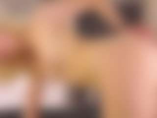 BonnieHenley's Live Sex Cam Show