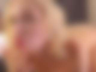 BonnieHenley's Live Sex Cam Show