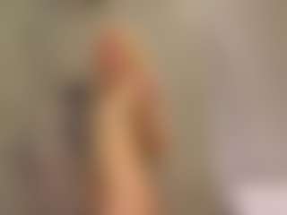 BonnieHenley's Live Sex Cam Show