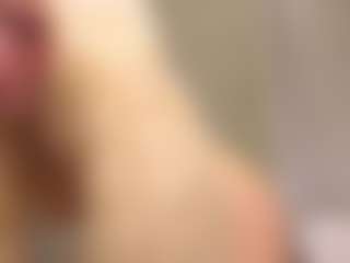 BonnieHenley's Live Sex Cam Show