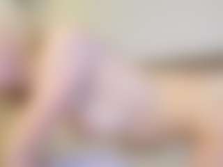 Live cam show with BonnieHenley - Body Massage on Camiplay Live
