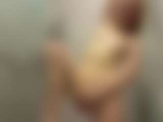BonnieHenley's Live Sex Cam Show