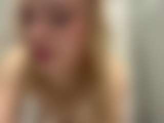Live cam show with BonnieHenley - Camel Toe on Camsoda