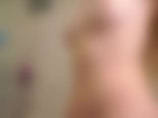 BonnieHenley's Live Sex Cam Show