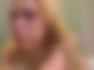 BonnieHenley's Live Sex Cam Show