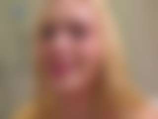 BonnieHenley's Live Sex Cam Show