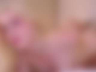 BonnieHenley's Live Sex Cam Show