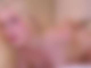BonnieHenley's Live Sex Cam Show