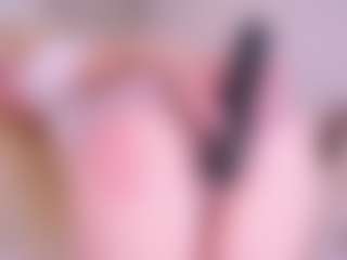 BonnieHenley's Live Sex Cam Show