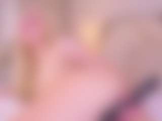 Live cam show with BonnieHenley - Normal on Camsoda
