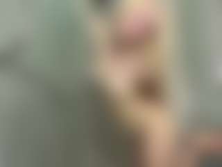 Live cam show with BonnieHenley - Camel Toe on Camsoda