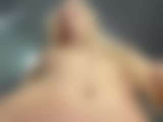 BonnieHenley's Live Sex Cam Show