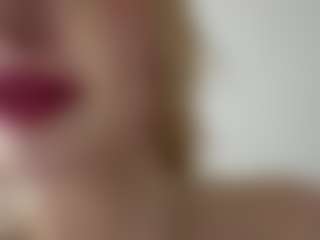 BonnieHenley's Live Sex Cam Show