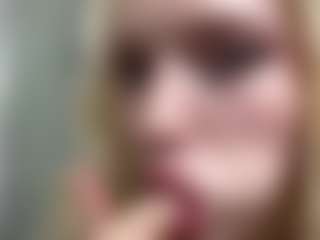 BonnieHenley's Live Sex Cam Show