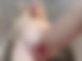 BonnieHenley's Live Sex Cam Show