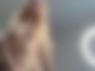 Live cam show with BonnieHenley - Drinking on Camsoda