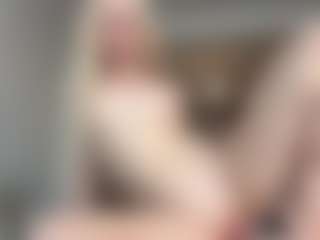 BonnieHenley's Live Sex Cam Show