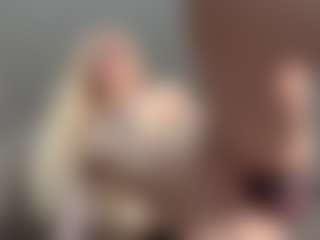 BonnieHenley's Live Sex Cam Show