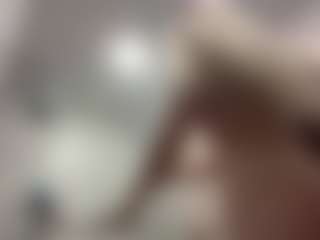 BonnieHenley's Live Sex Cam Show