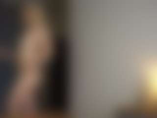 Live cam show with BonnieHenley - Normal on Camsoda