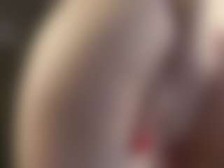 Live cam show with BonnieHenley - Normal on Camsoda