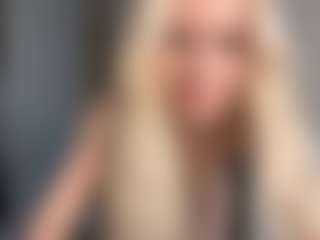Live cam show with BonnieHenley - Blue Eyes on Streamer API