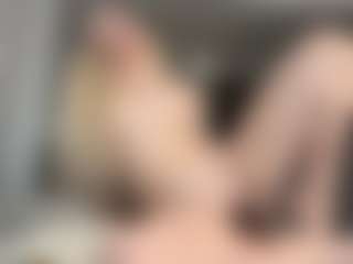 BonnieHenley's Live Sex Cam Show