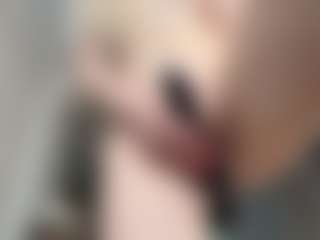 BonnieHenley's Live Sex Cam Show