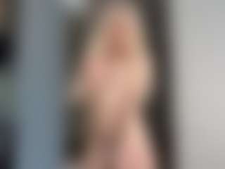 Live cam show with BonnieHenley - Body Massage on Camsoda