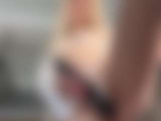 BonnieHenley's Live Sex Cam Show