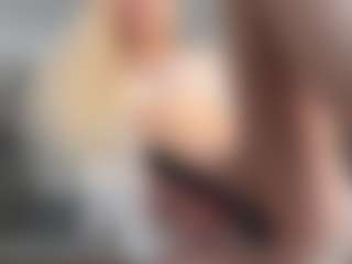 BonnieHenley's Live Sex Cam Show