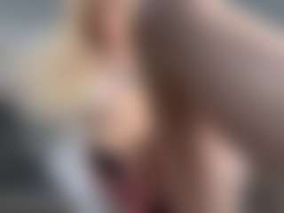 BonnieHenley's Live Sex Cam Show
