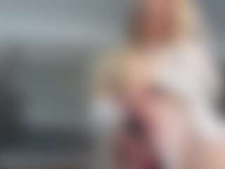 BonnieHenley's Live Sex Cam Show
