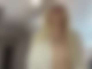Live cam show with BonnieHenley - Normal on CamSextacy